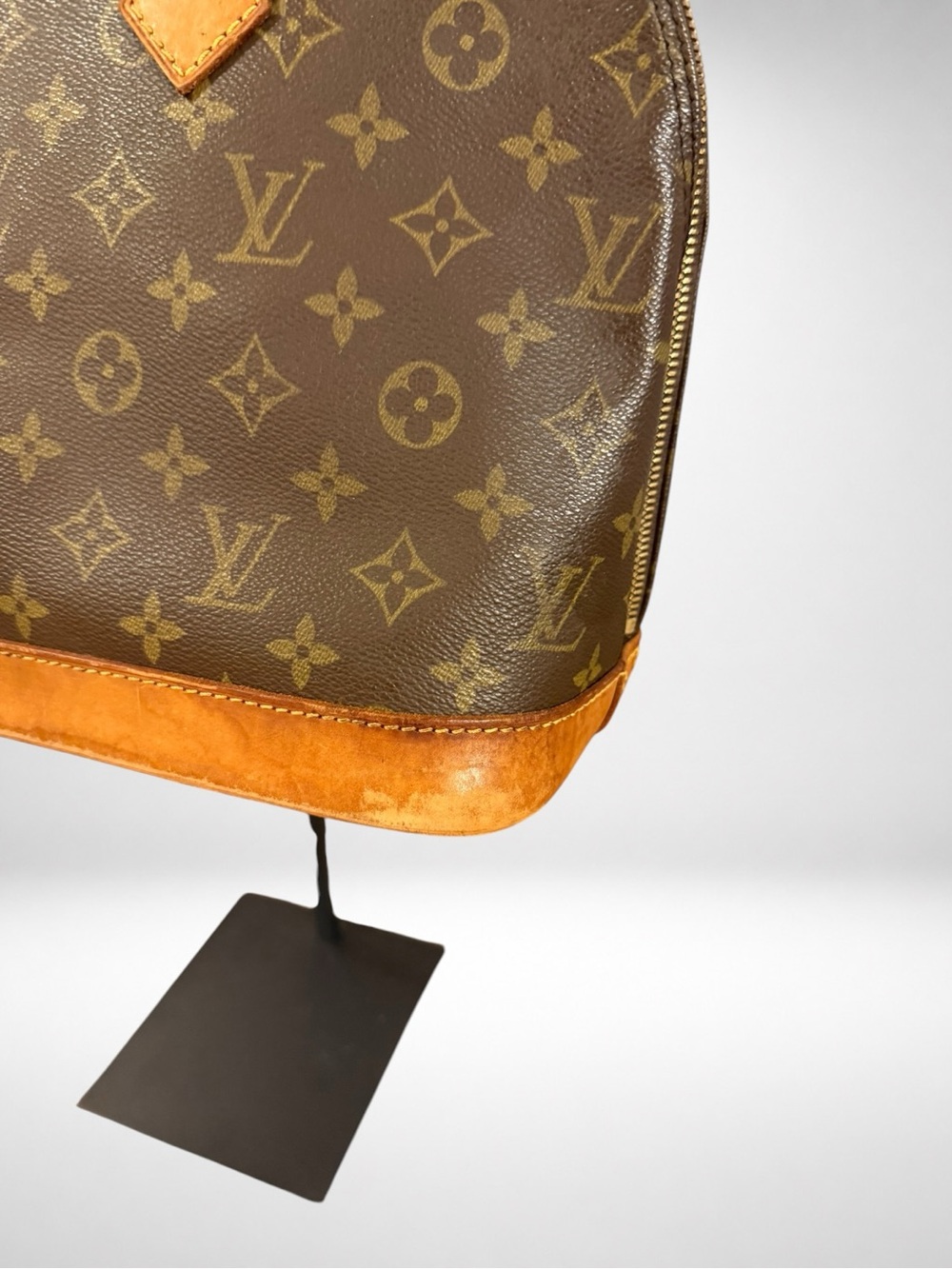 Louis Vuitton LV Authentic Alma PM Monogram Canvas Top Handle Satchel Bag France - Picture 5 of 17